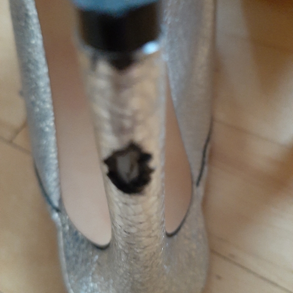 Vince Camuto silver slide heels - Picture 3 of 3